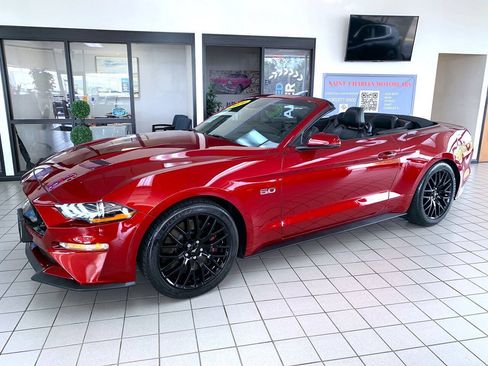 Used 2019 Ford Mustang GT Premium w/ GT Performance Package RWD image 2