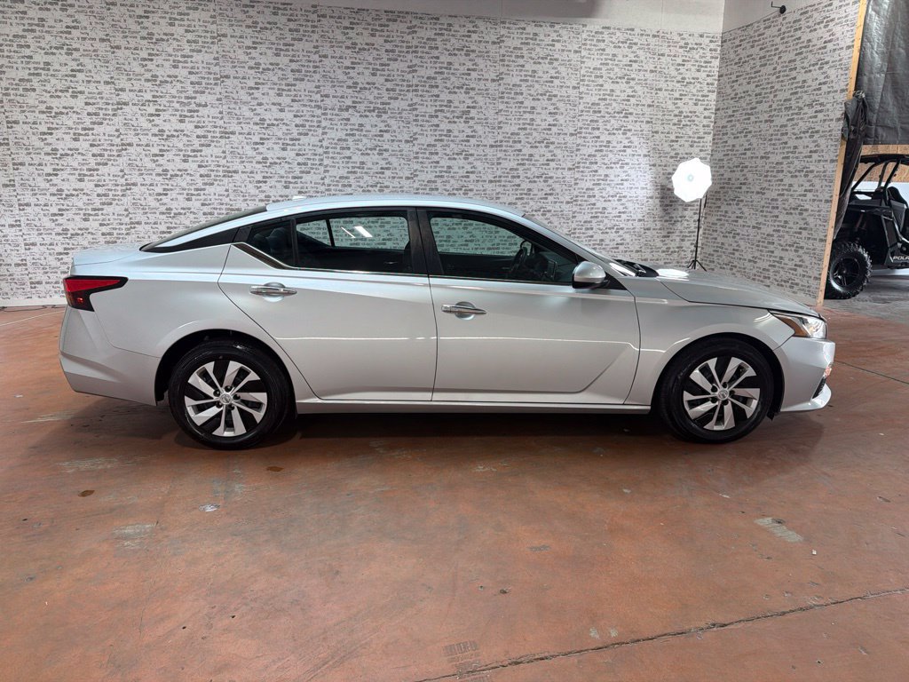 Used 2020 Nissan Altima 2.5 S FWD image 8