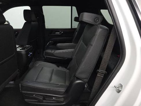 Used 2025 GMC Yukon Denali image 11