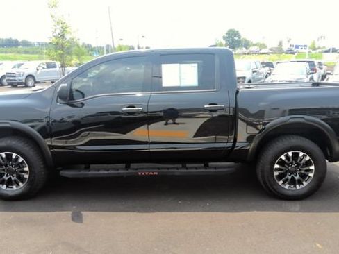 Used 2024 Nissan Titan PRO-4X w/ Pro-4x Utility Package AWD/4WD image 4