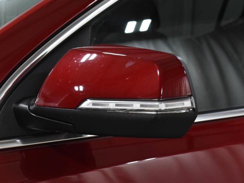 Used 2023 GMC Acadia SLT w/ Preferred Package image 38