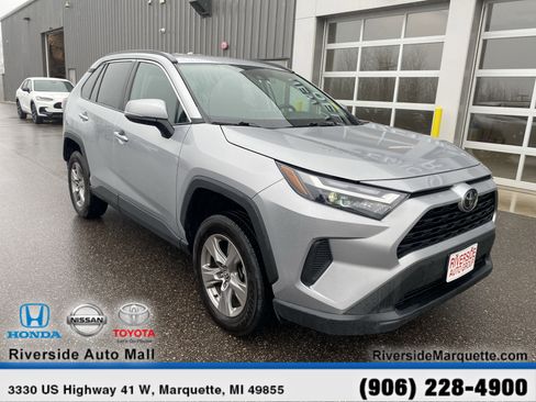 Used 2024 Toyota RAV4 XLE image 9