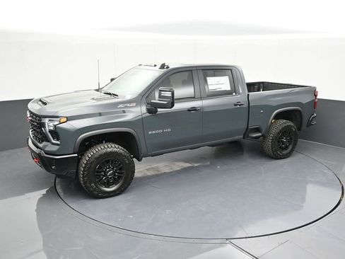 New 2026 Chevrolet Silverado 2500 ZR2 image 60