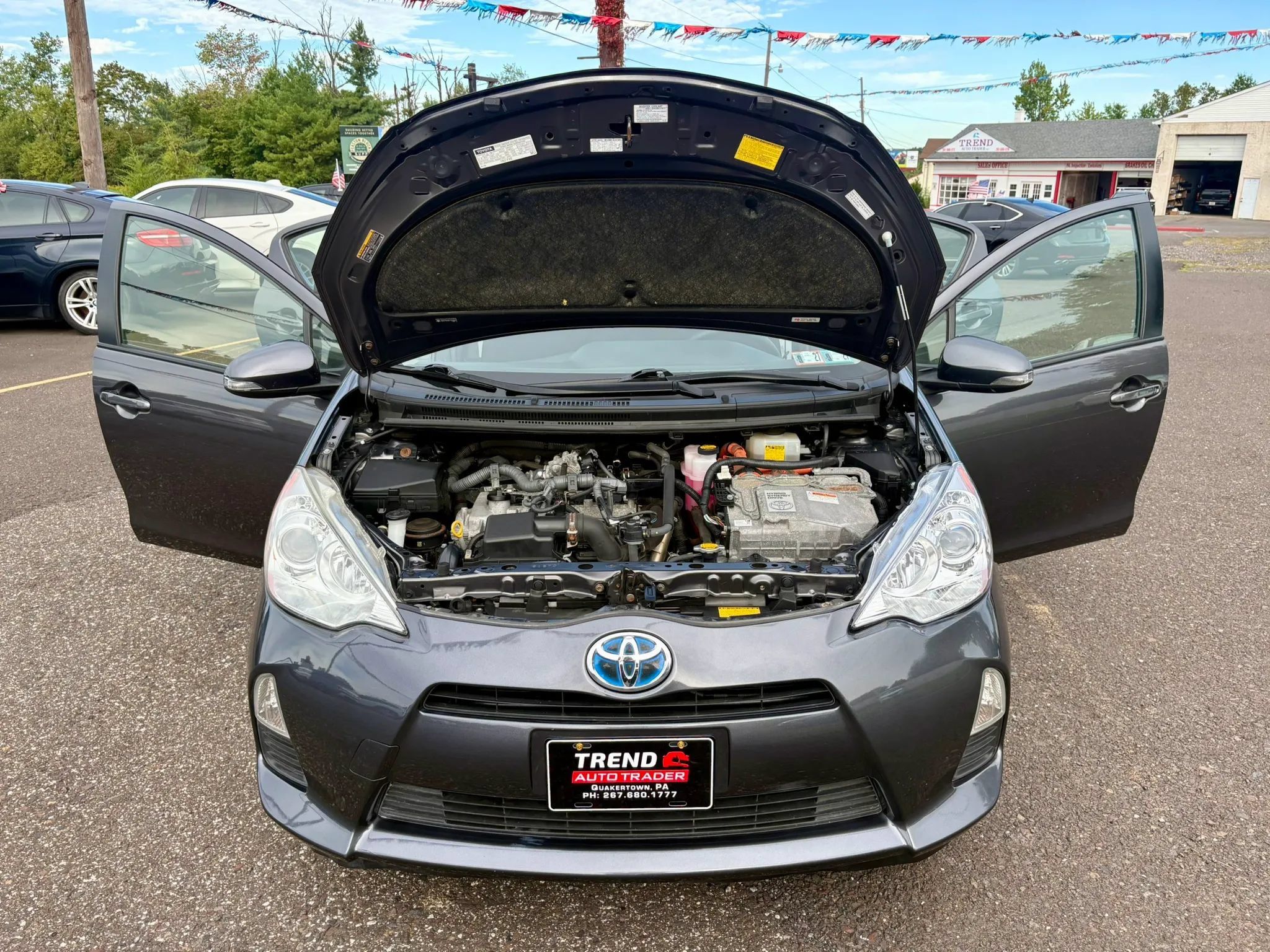 Used 2013 Toyota Prius C Two FWD image 7