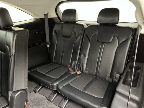 Used 2021 Kia Sorento S FWD image 12