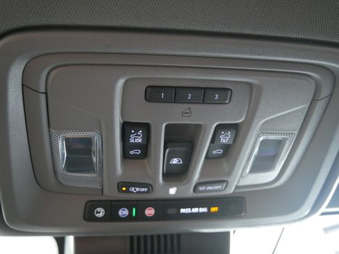 Used 2024 Chevrolet Silverado 3500 LTZ w/ LTZ Convenience Package AWD/4WD image 30