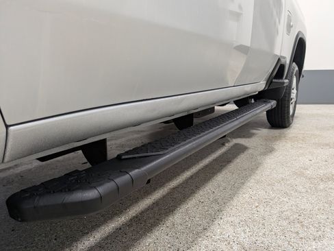 Used 2020 Chevrolet Silverado 2500 LT w/ Convenience Package image 9