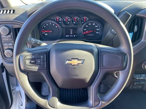 Used 2024 Chevrolet Silverado 2500 Custom w/ Custom Value Package image 19