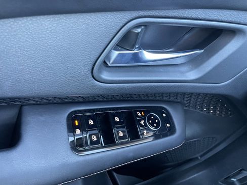 Used 2024 Nissan Ariya FWD image 31