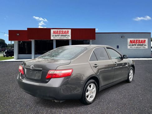Used 2007 Toyota Camry CE FWD image 4