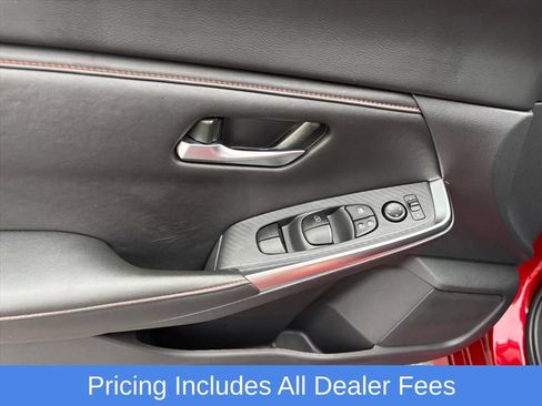Certified 2025 Nissan Sentra SR FWD image 24