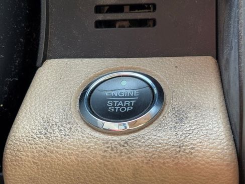 Used 2017 Ford F150 Lariat image 12