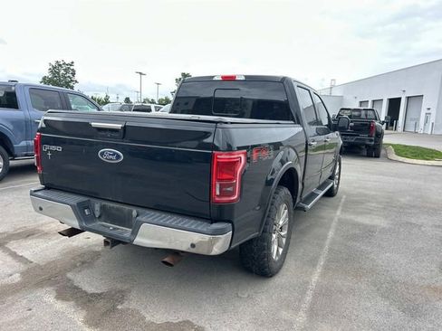 Used 2017 Ford F150 Lariat w/ Equipment Group 502A Luxury AWD/4WD image 4