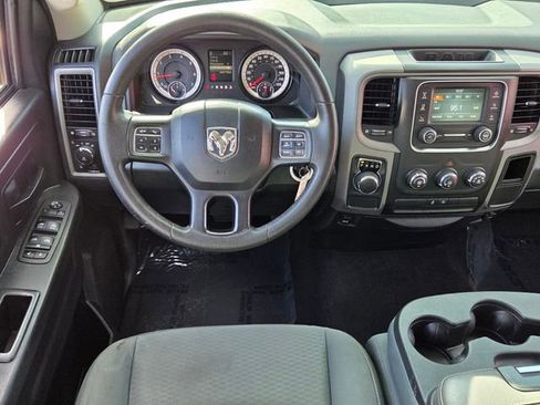 Used 2017 RAM 1500 Express image 11