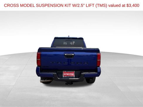 Certified 2025 Toyota Tacoma TRD Off-Road w/ TRD Off Road Premium Package AWD/4WD image 8