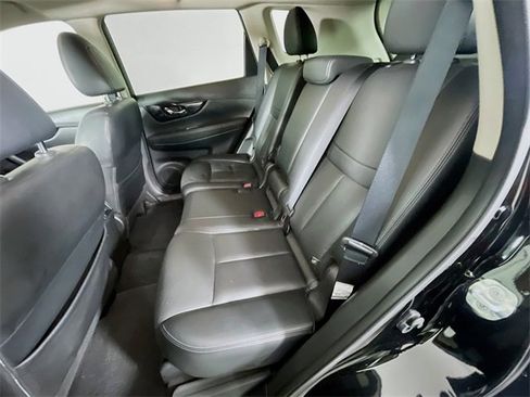 Used 2018 Nissan Rogue SL w/ Premium Package image 27