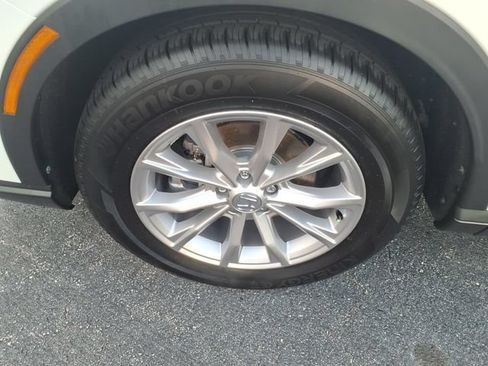 Used 2025 Honda CR-V EX image 4