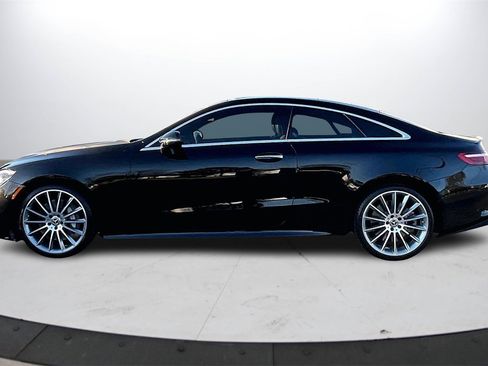 Used 2022 Mercedes-Benz E 450 Coupe image 5