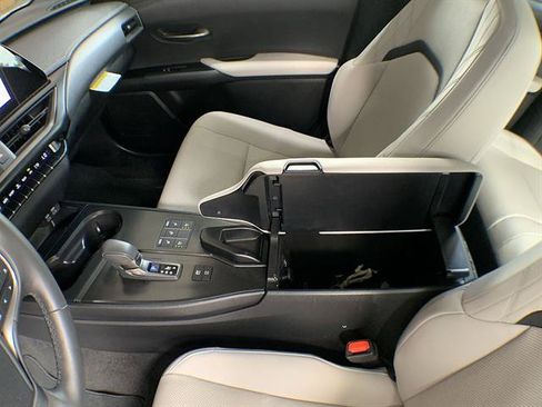 Used 2025 Lexus UX 300h FWD w/ Cold Area Package image 21