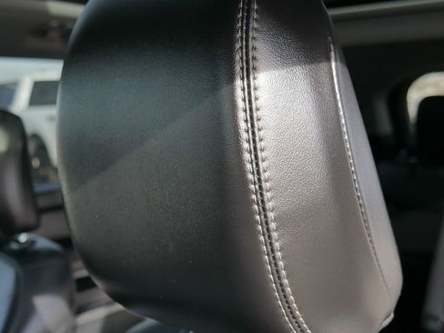 Used 2021 Ford Explorer XLT w/ Equipment Group 202A image 33