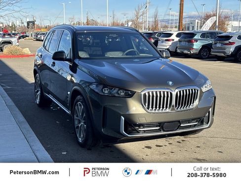 New 2026 BMW X5 xDrive50e image 9
