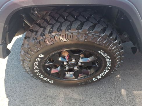 Used 2020 Jeep Wrangler Sport AWD/4WD image 6