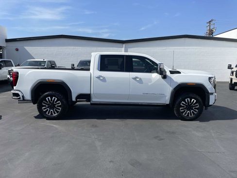 New 2026 GMC Sierra 2500 Denali Ultimate AWD/4WD image 7