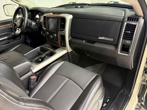 Used 2018 RAM 2500 Laramie AWD/4WD image 28