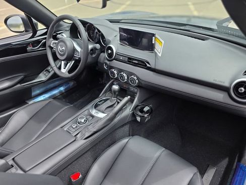 New 2026 MAZDA MX-5 Miata RF Grand Touring RWD image 9