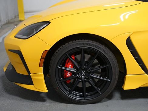 New 2026 Toyota GR86 YUZU Limited image 5