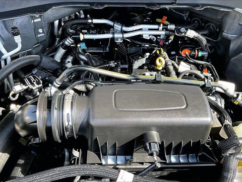 Used 2021 Ford Explorer Base image 32