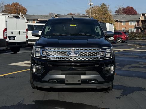 Used 2021 Ford Expedition Platinum image 3