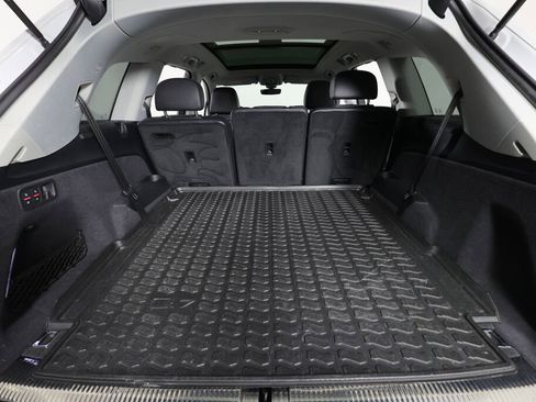 Used 2018 Audi Q7 3.0T Prestige w/ Prestige Package image 19