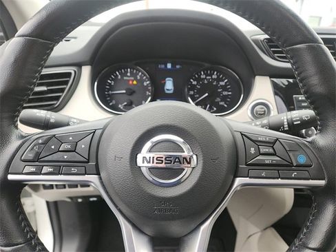 Certified 2022 Nissan Rogue Sport SL w/ Premium Package image 25