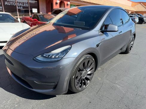 Used 2020 Tesla Model Y Performance AWD/4WD image 2