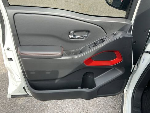 New 2025 Nissan Frontier Pro-X w/ Tow Package image 16