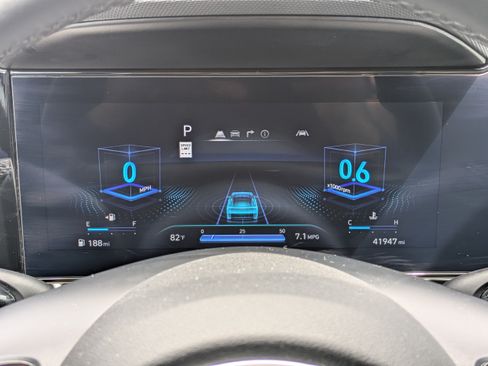 Certified 2024 Hyundai Elantra Limited FWD image 28