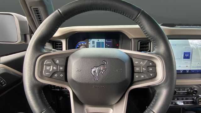 Used 2024 Ford Bronco Wildtrak AWD/4WD image 15