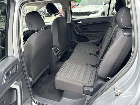 Used 2024 Volkswagen Tiguan S image 17