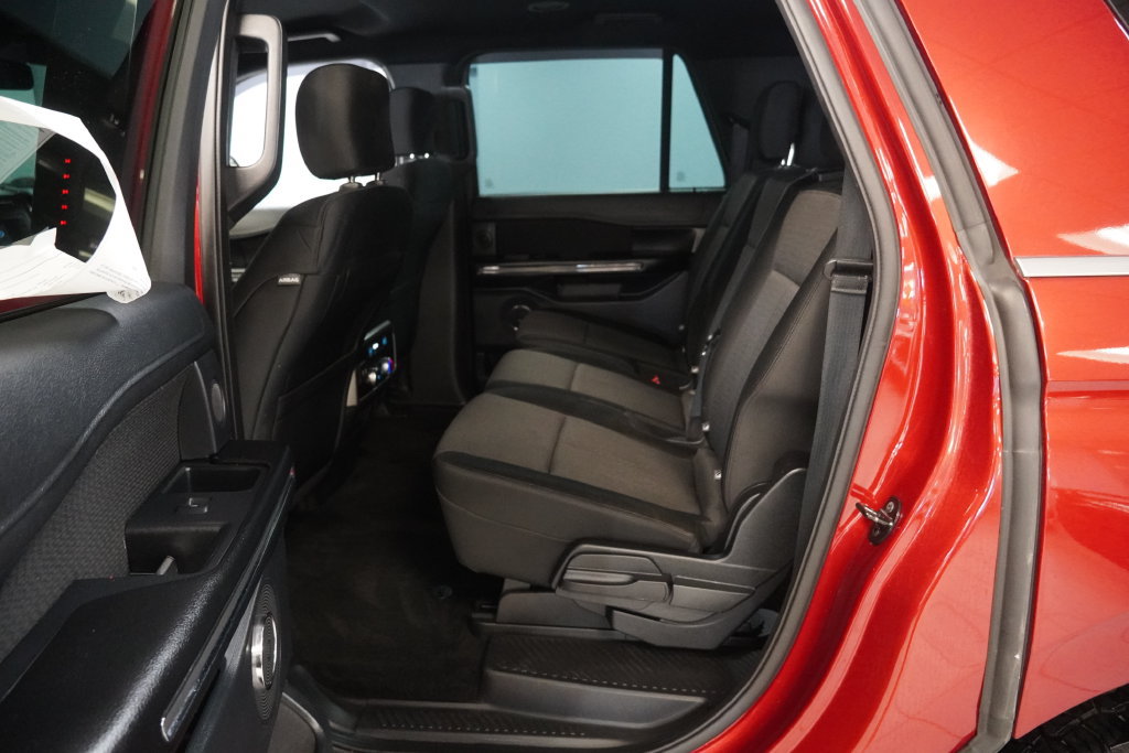 Used 2018 Ford Expedition Max XLT AWD/4WD image 19
