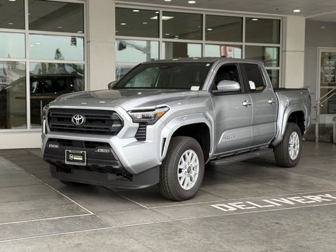 New 2025 Toyota Tacoma SR5 image 2