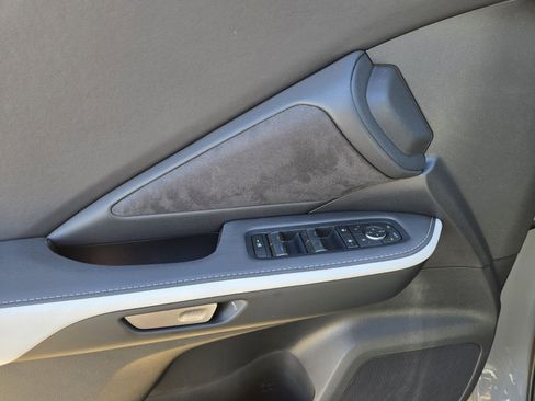 New 2026 Lexus TX 500h AWD image 9