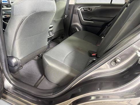 Used 2023 Toyota RAV4 LE FWD image 20