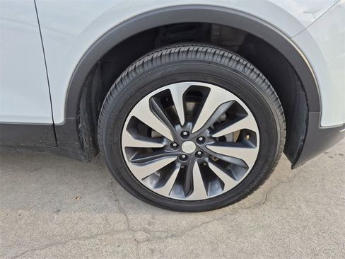 Certified 2021 Buick Encore Preferred image 10