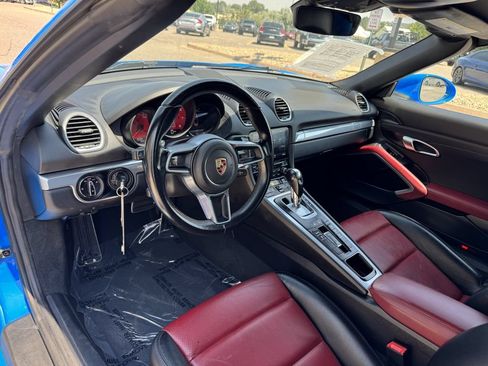 Used 2023 Porsche 718 Boxster S RWD image 24