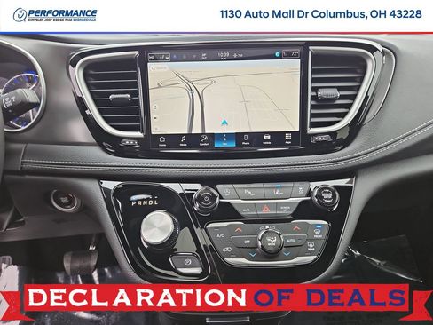 New 2026 Chrysler Pacifica Select image 28