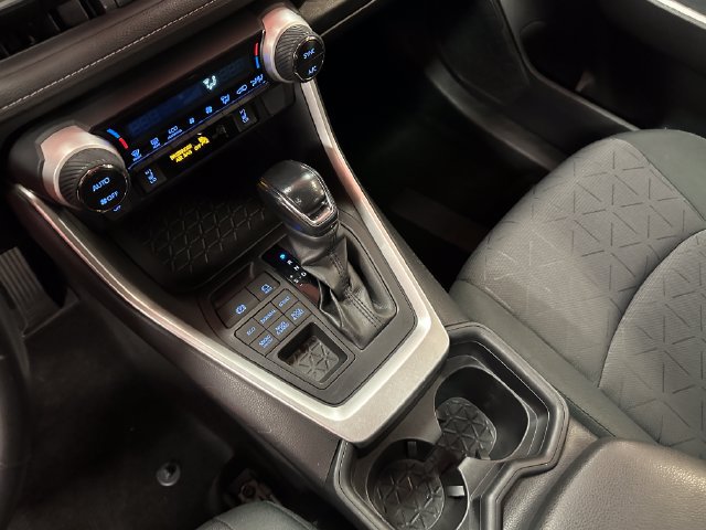 Used 2019 Toyota RAV4 XLE w/ Convenience Package AWD/4WD image 24