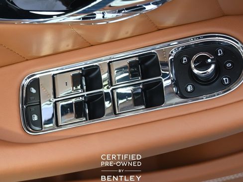 Used 2024 Bentley Continental GT image 27