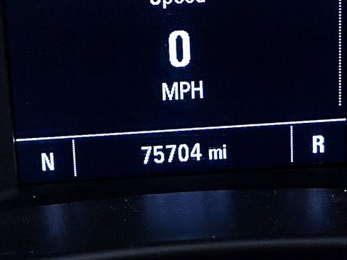 Used 2021 Chevrolet Equinox LS w/ LS Convenience Package FWD image 28
