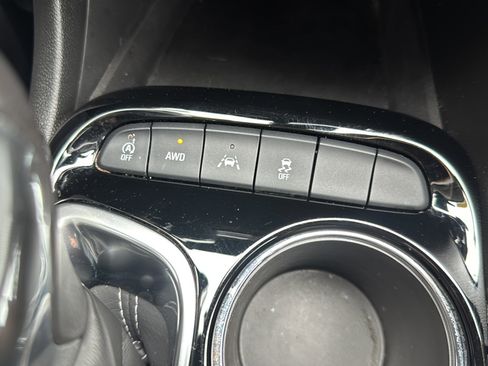 Used 2023 Buick Encore GX Select image 40